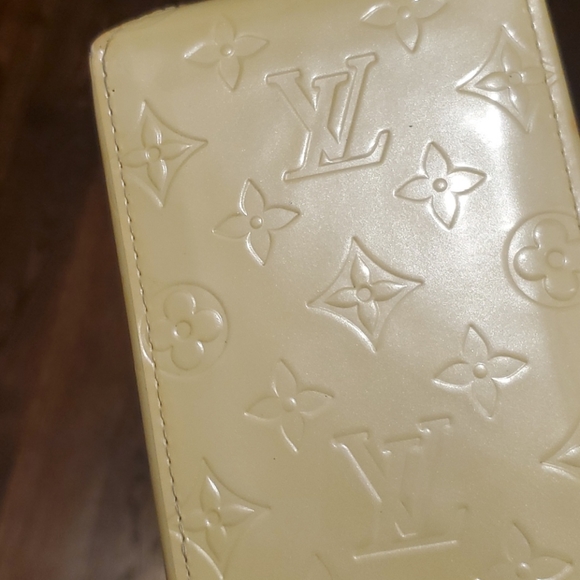 Louis Vuitton Vernis Reade PM - Picture 7 of 9